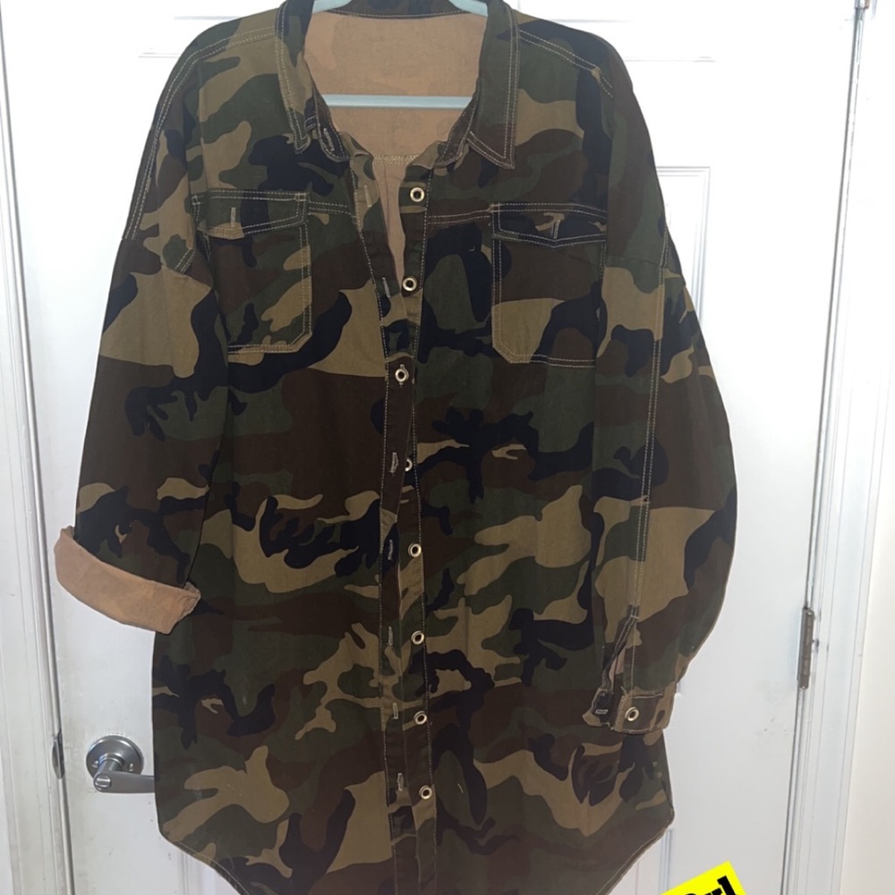SOLD‼️‼️ Camo Jacket 3X